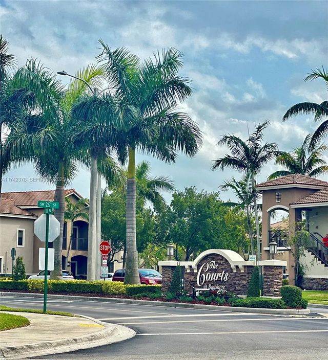 22441 Sw 88th Place #301-5, Cutler Bay