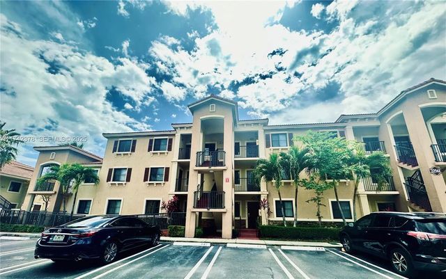 4 of 5 - 22441 Sw 88th Place #301-5, Cutler Bay, FL