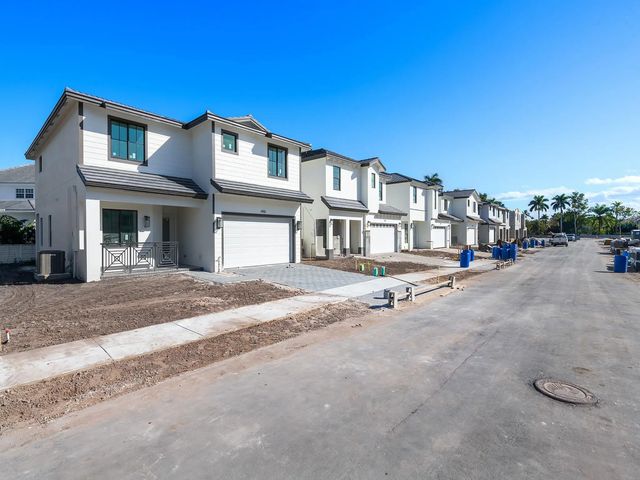 2 of 14 - 1453 Sw 23rd Court, Fort Lauderdale, FL