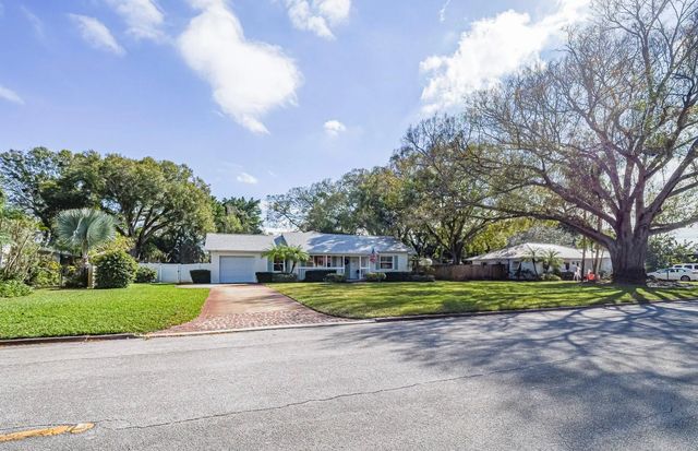 2180 Seville Avenue, Vero Beach