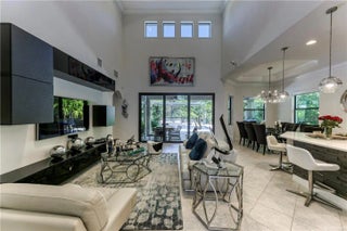 Photo of Listing #F10381483