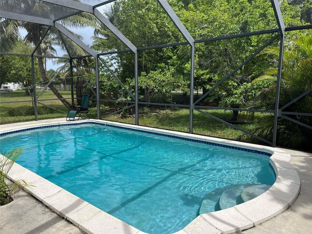 3420 Nw 39th Street, Lauderdale Lakes
