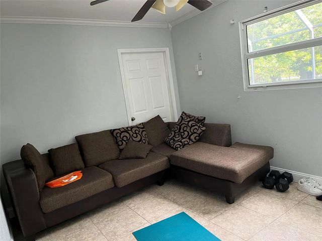 4 of 13 - 3420 Nw 39th Street, Lauderdale Lakes, FL