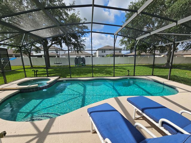 2 of 14 - 426 Cadiz Loop, Davenport, FL
