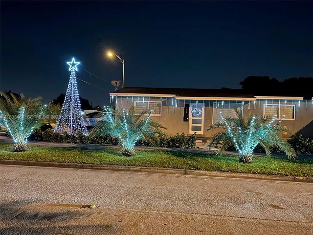 3195 W 10th Avenue, Hialeah
