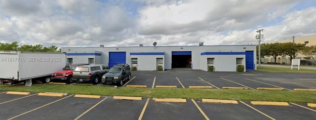 4 of 10 - 13552 Sw 129th Street, Miami, FL