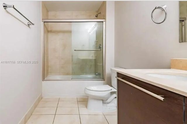 3 of 31 - 1900 N Bayshore Drive #3909, Miami, FL