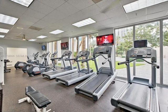 2 of 11 - 19370 Collins Avenue #614, Sunny Isles Beach, FL