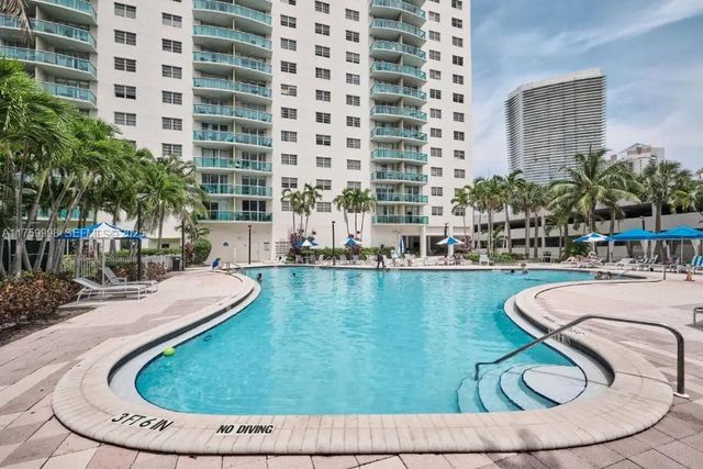3 of 11 - 19370 Collins Avenue #614, Sunny Isles Beach, FL