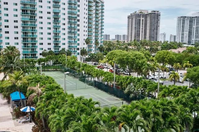 4 of 11 - 19370 Collins Avenue #614, Sunny Isles Beach, FL