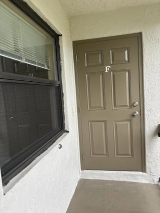 Photo of Listing #R11097439