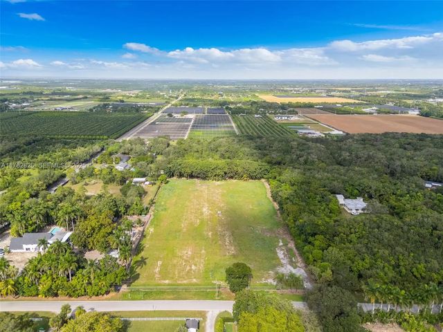 304xx Sw 202nd Avenue, Homestead