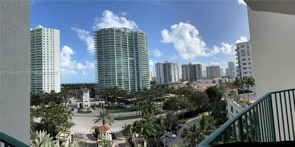20000 E Country Club Drive #803, Aventura