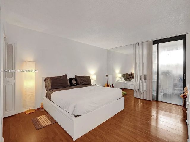 2 of 31 - 20301 Ne 30th Avenue #122-5, Aventura, FL