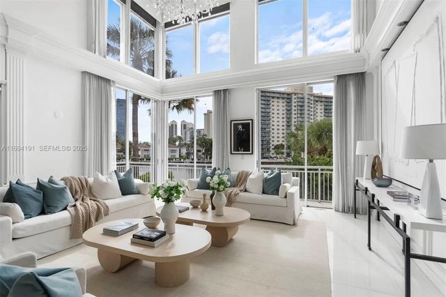 5 of 56 - 19555 Ne 37th Avenue, Aventura, FL
