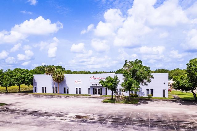 2 of 18 - 10045 102nd Terrace, Sebastian, FL