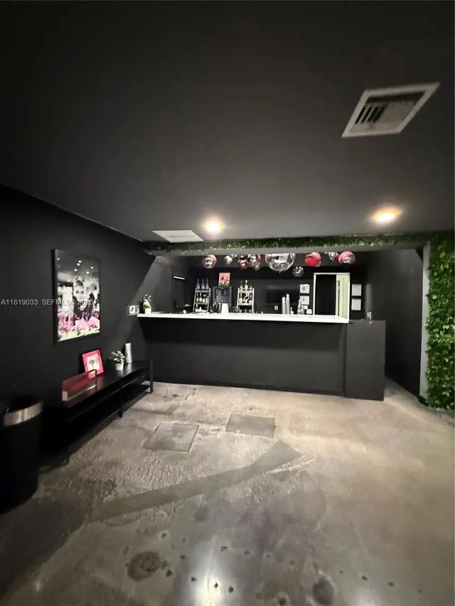 4 of 6 - 777 Ne 79th Street, Miami, FL