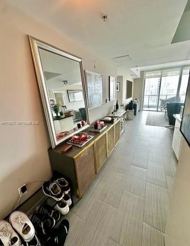 2 of 35 - 92 Sw 3rd Street #4104, Miami, FL