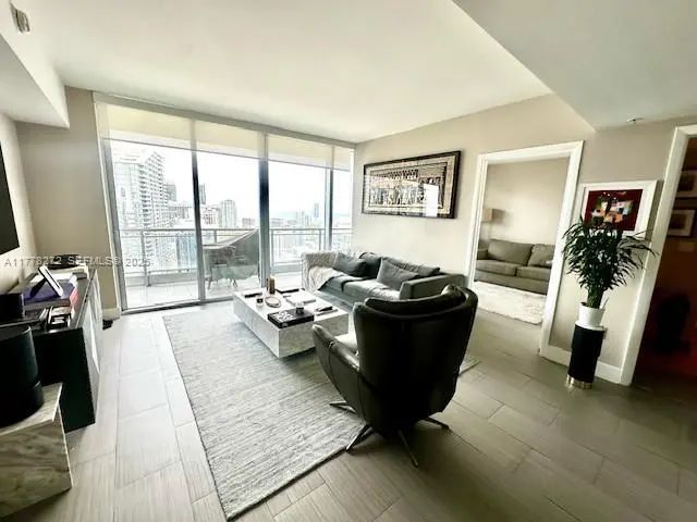 4 of 35 - 92 Sw 3rd Street #4104, Miami, FL