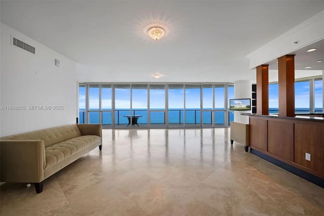 5 of 59 - 3101 S Ocean Drive #2708, Hollywood, FL
