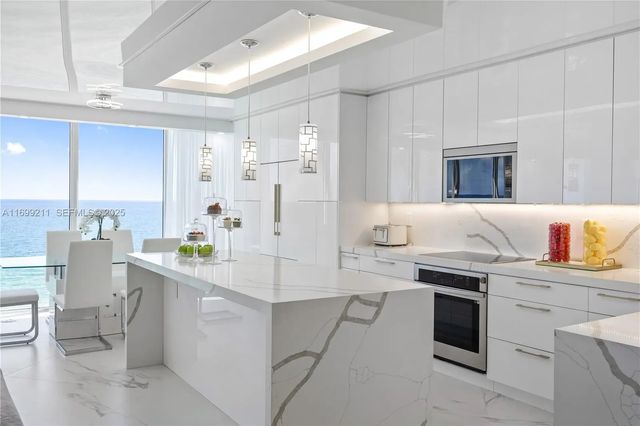 4 of 43 - 16445 Collins Avenue #1126, Sunny Isles Beach, FL