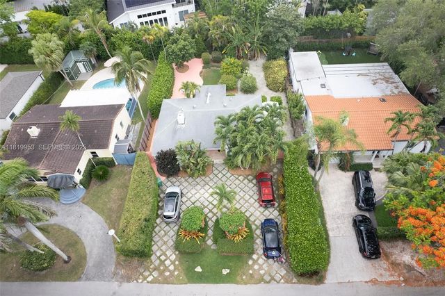 2 of 4 - 4245 Braganza Avenue, Miami, FL