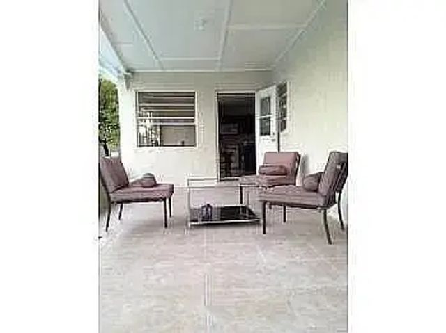 4 of 7 - 236 E 56th Street, Hialeah, FL
