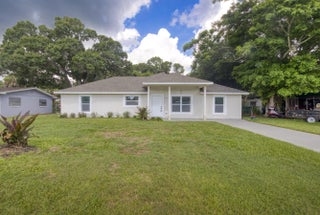 Photo of Listing #R11098424