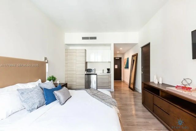 2 of 39 - 777 N Ocean Drive #s503, Hollywood, FL