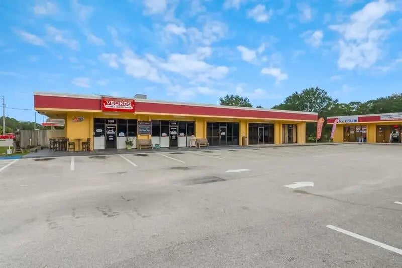 5204 Turnpike Feeder Road #5200,5202,5204, Fort Pierce