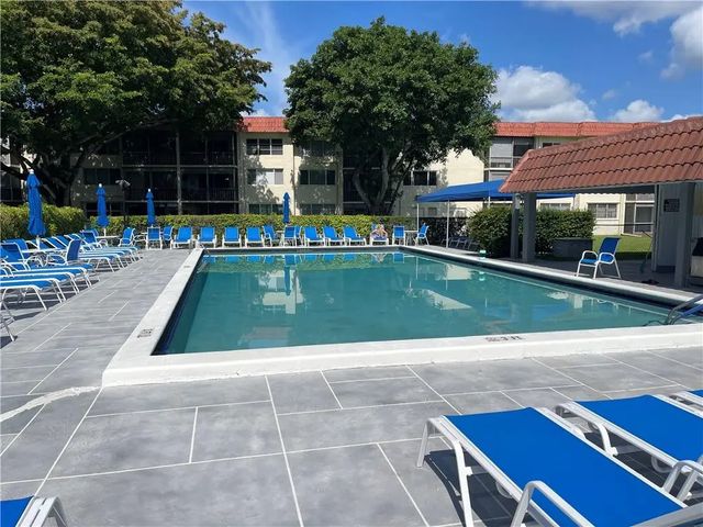 2 of 10 - 9410 N Hollybrook Lake Drive #310, Pembroke Pines, FL
