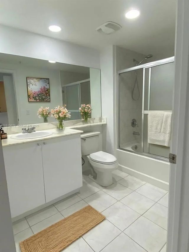 4 of 38 - 2775 Ne 187th Street #407, Aventura, FL