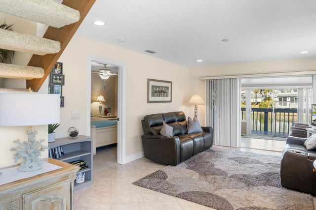 4 of 60 - 4949 N Highway A1a #196, Fort Pierce, FL