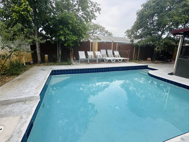 6198 Wauconda Way W, Lake Worth