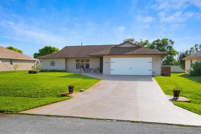 3 of 49 - 886 S E O'donnell Lane, Port St. Lucie, FL