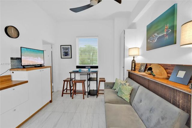 255 W 24th Street #136, Miami Beach