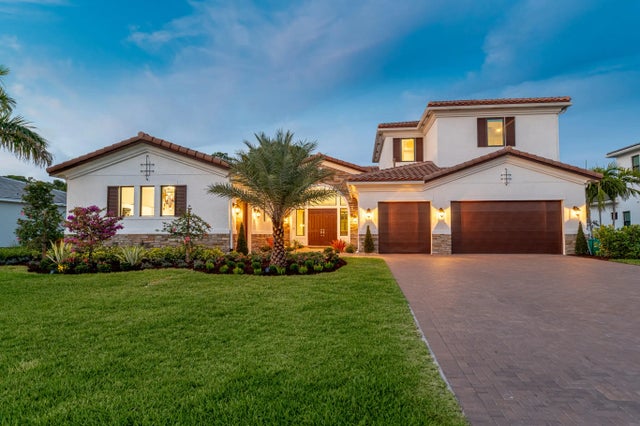 Photo of Listing #R11098931