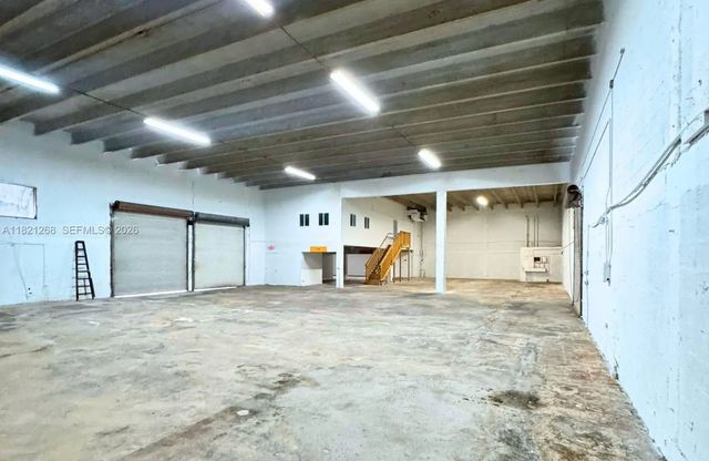 4 of 14 - 7460 Nw 82nd #7500, Medley, FL