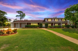 Photo of Listing #R11098959