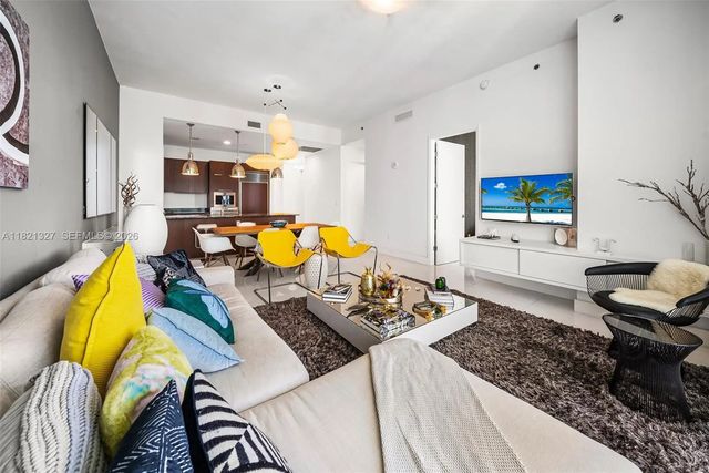 3 of 53 - 15901 Collins Avenue #3302, Sunny Isles Beach, FL