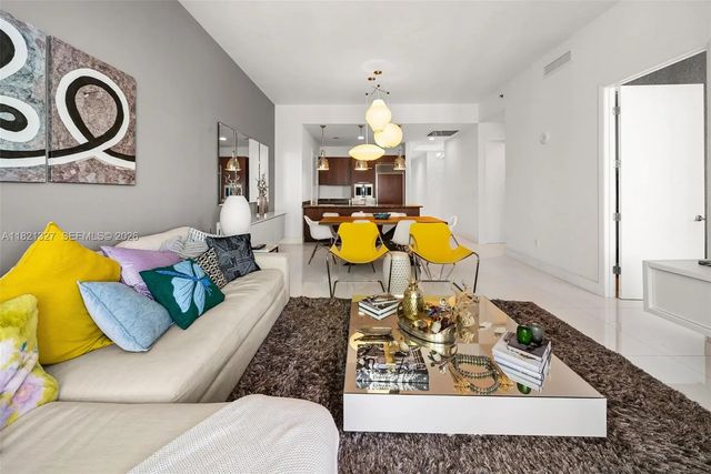 5 of 53 - 15901 Collins Avenue #3302, Sunny Isles Beach, FL