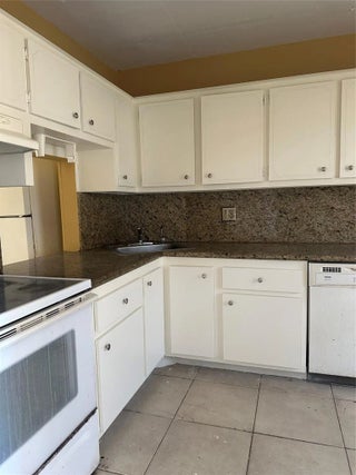 Photo of Listing #F10508880