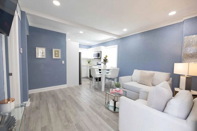 420 Avenida Alegre #4, West Palm Beach