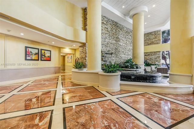 5 of 51 - 20281 E Country Club Drive #1412, Aventura, FL