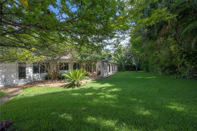 4 of 29 - 13200 Sw 59th Avenue, Pinecrest, FL