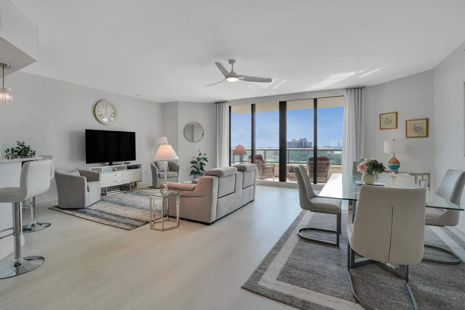 MLS R11040002 LANDMARK AT THE GARDENS CONDO home for sale in Palm Beach Gardens