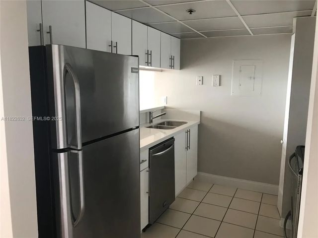 7601 E Treasure Drive #2114, North Bay Village