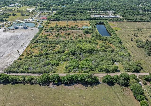 5 of 16 - 9555 Mesa Park C Boulevard, Fellsmere, FL