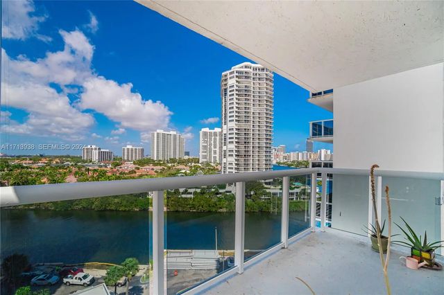 3 of 35 - 20515 E Country Club Drive #1048, Aventura, FL
