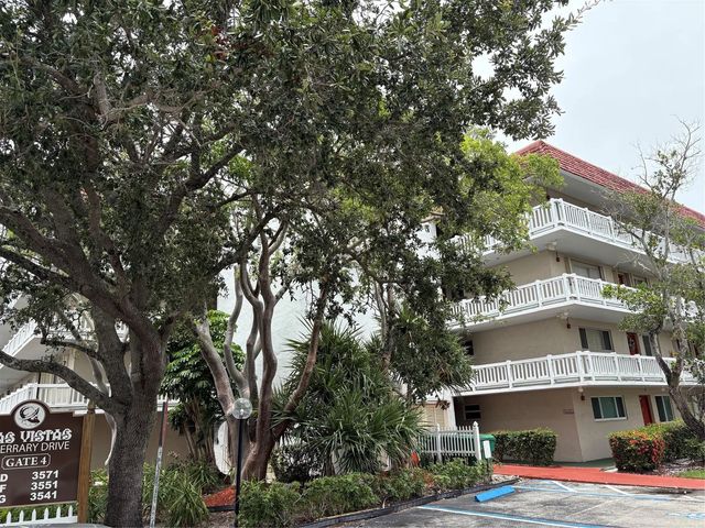 3571 Inverrary Drive #209, Lauderhill